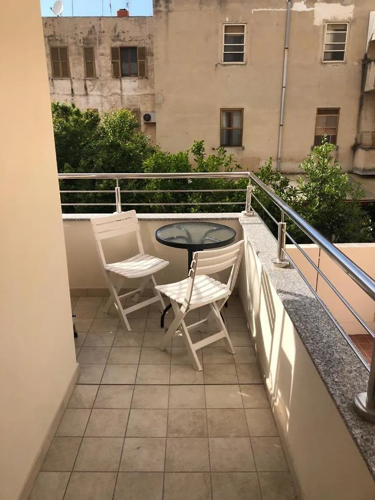 Blu House Of Emi Daire Alghero İtalya